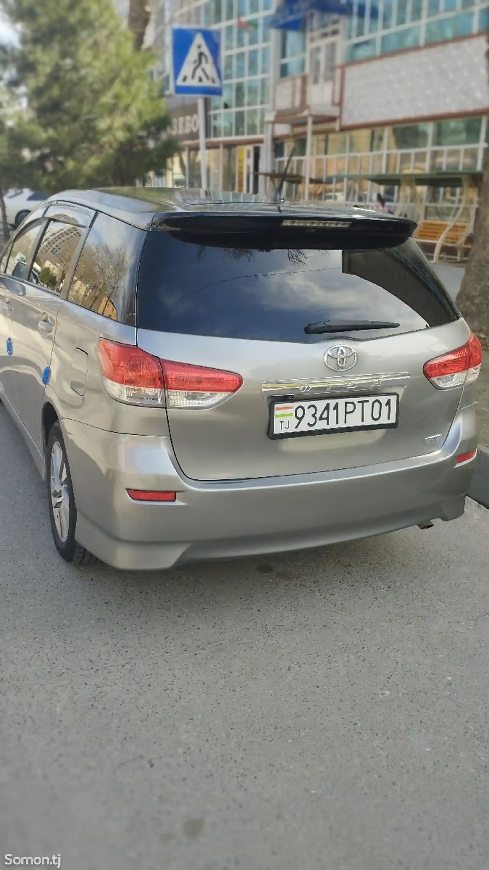 Toyota Wish, 2011-2