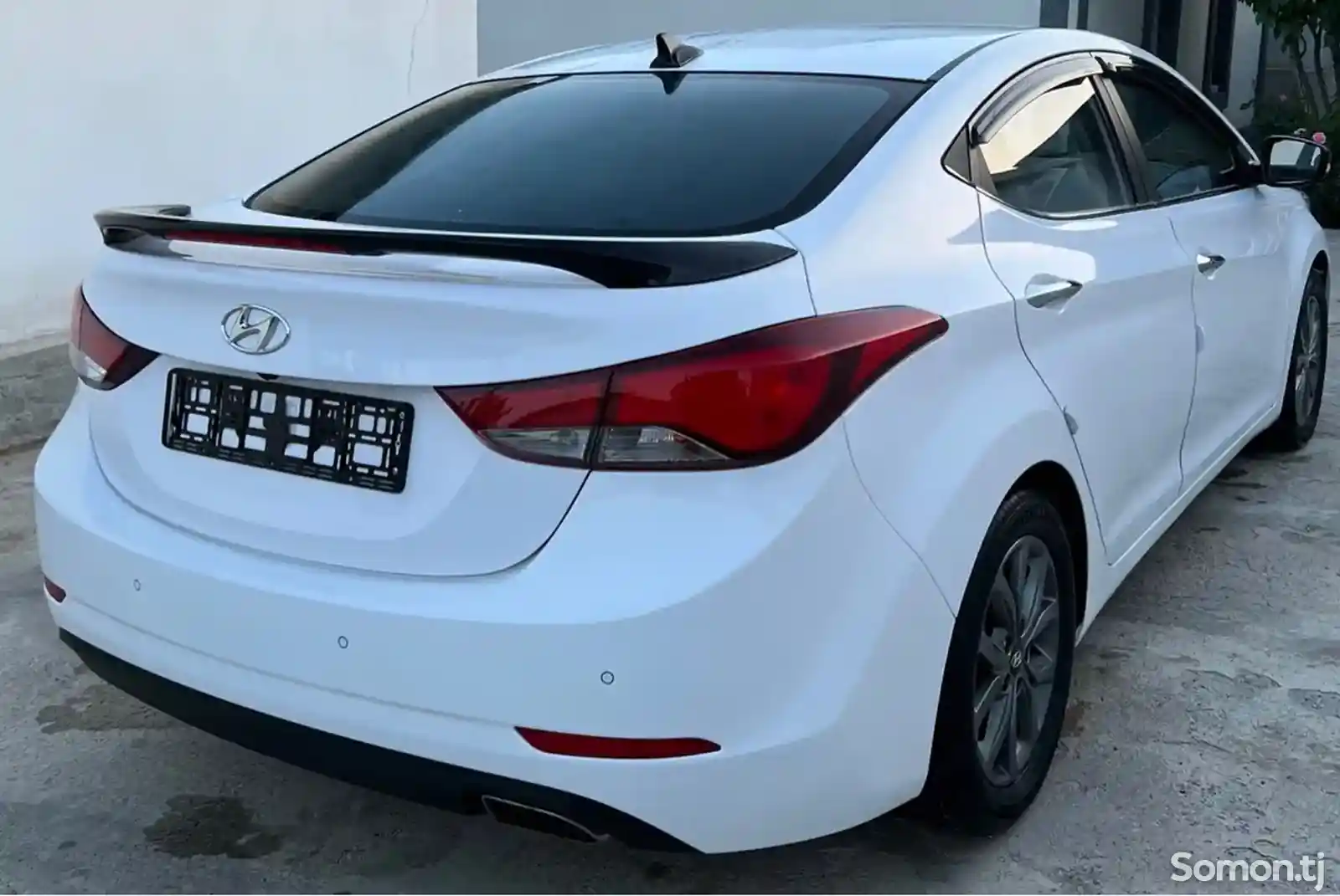 Hyundai Avante, 2015-8