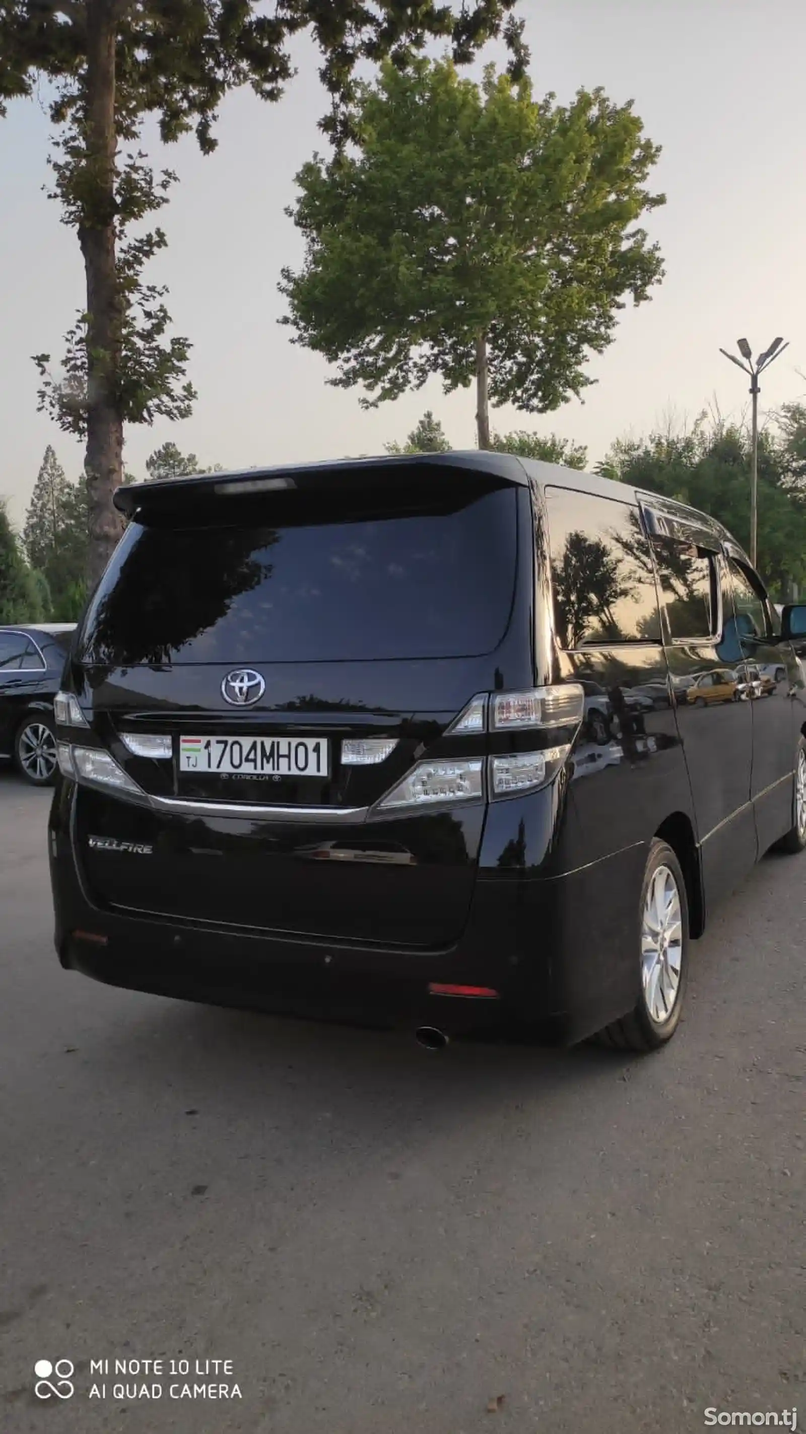 Toyota Vellfire, 2010-4