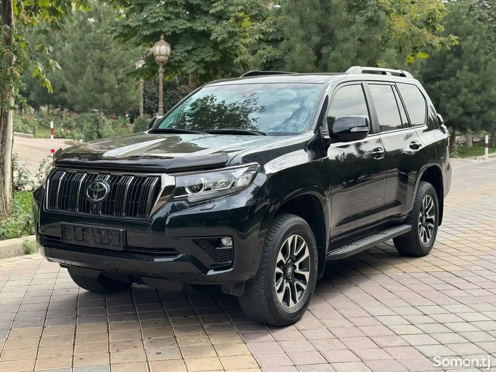 Toyota Land Cruiser Prado, 2023-12