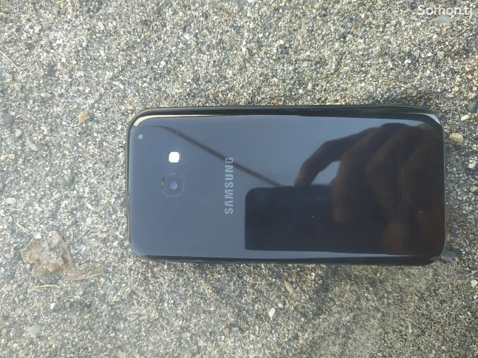 Samsung Galaxy A5 2017-1