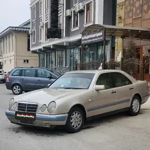 Mercedes-Benz E class, 1997