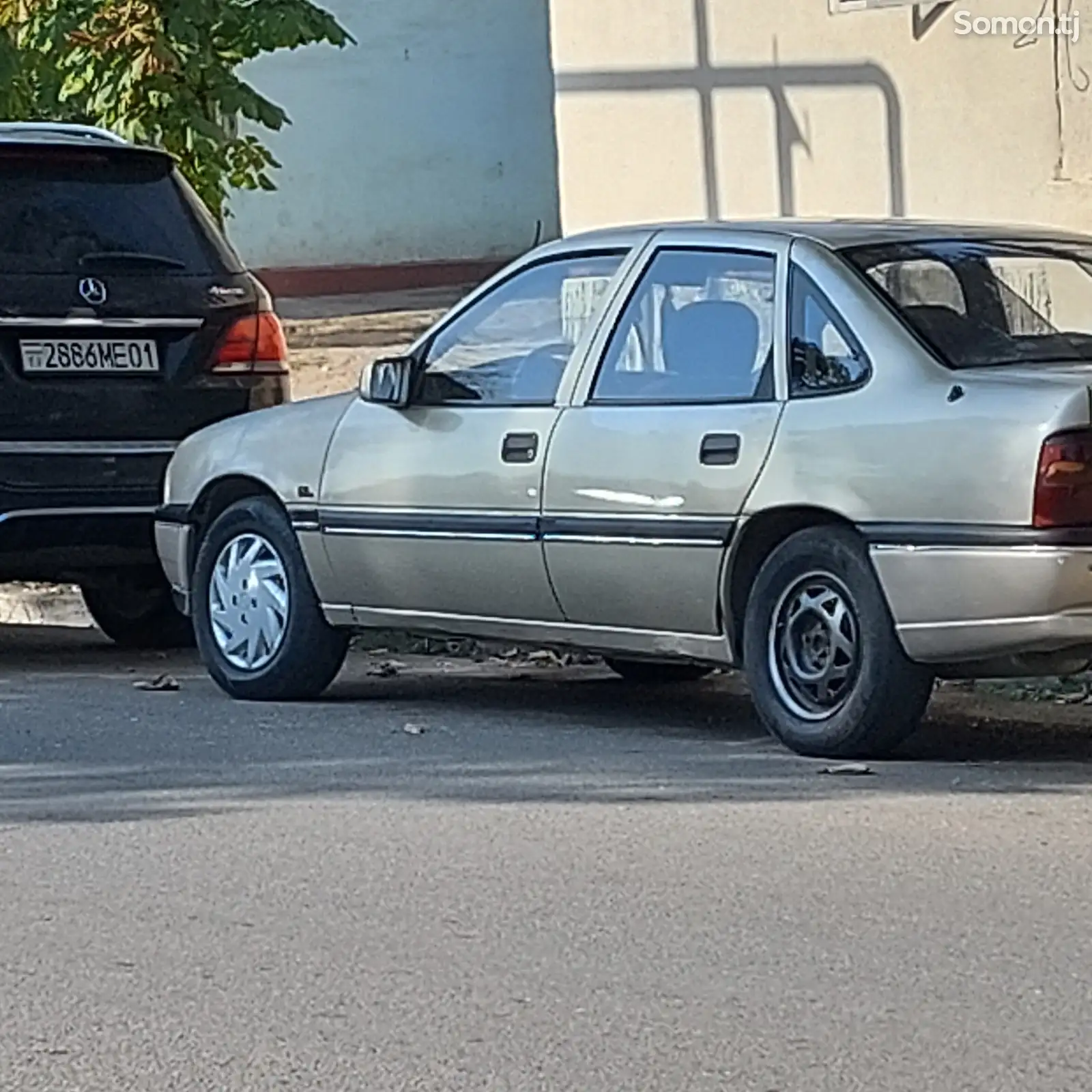 Opel Vectra A, 1990-2