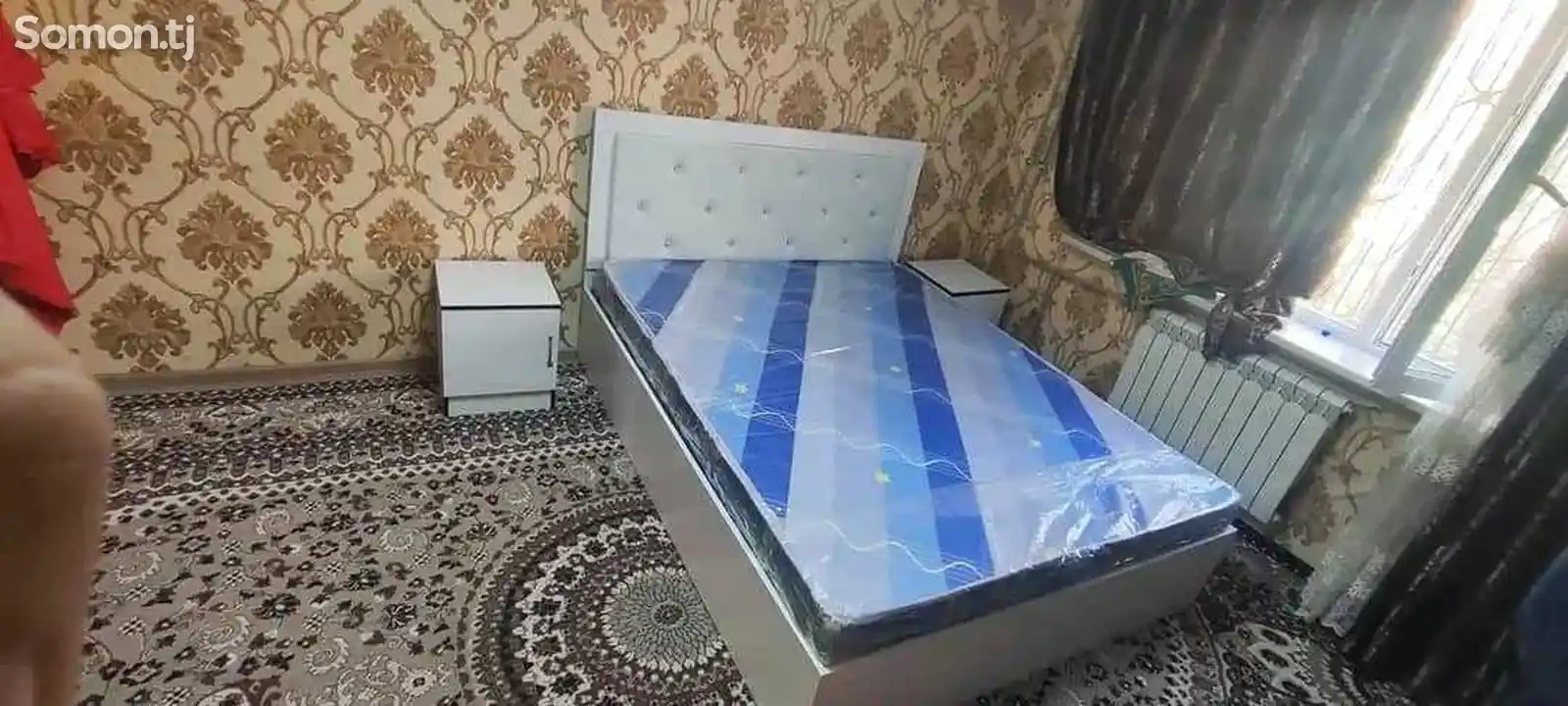 Кровать с тумбочками-2