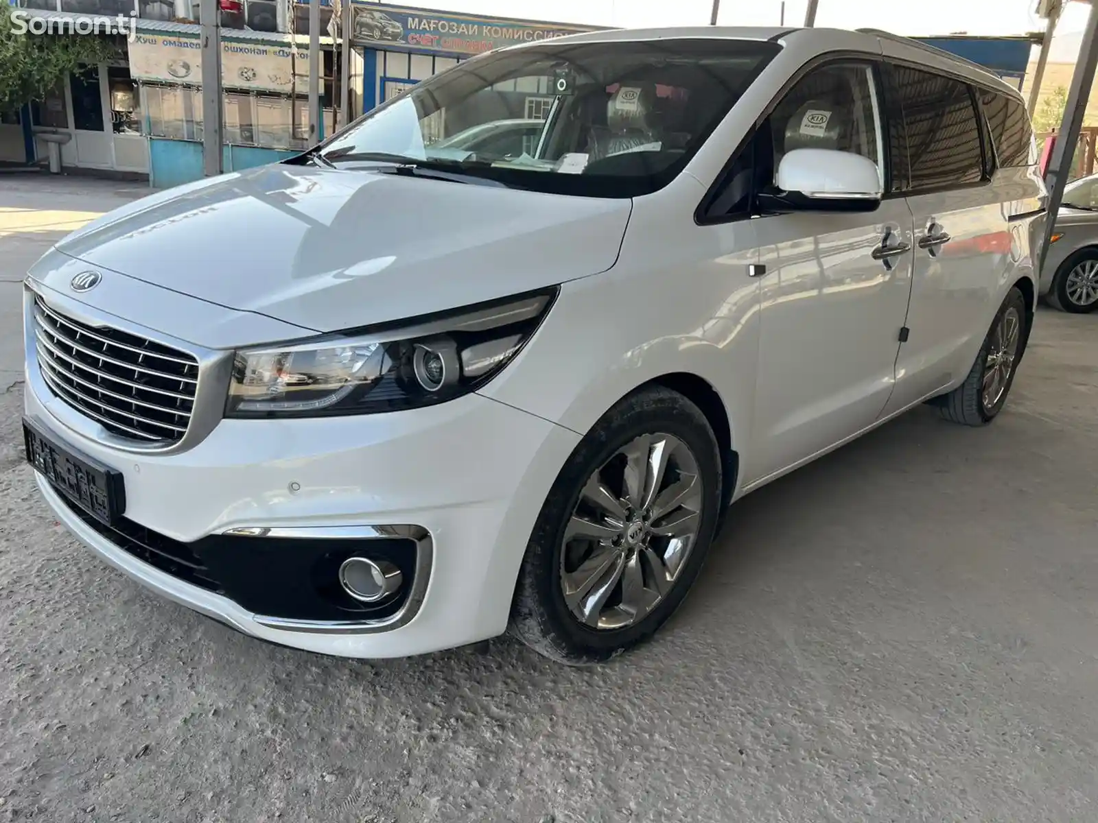 Kia Carnival, 2016-3