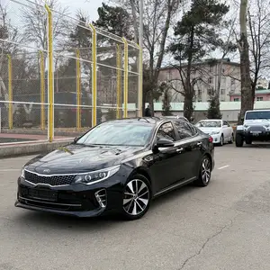 Kia K5, 2015