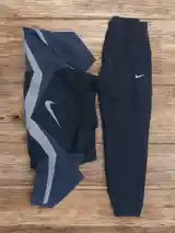 Спортивный костюм Nike-3