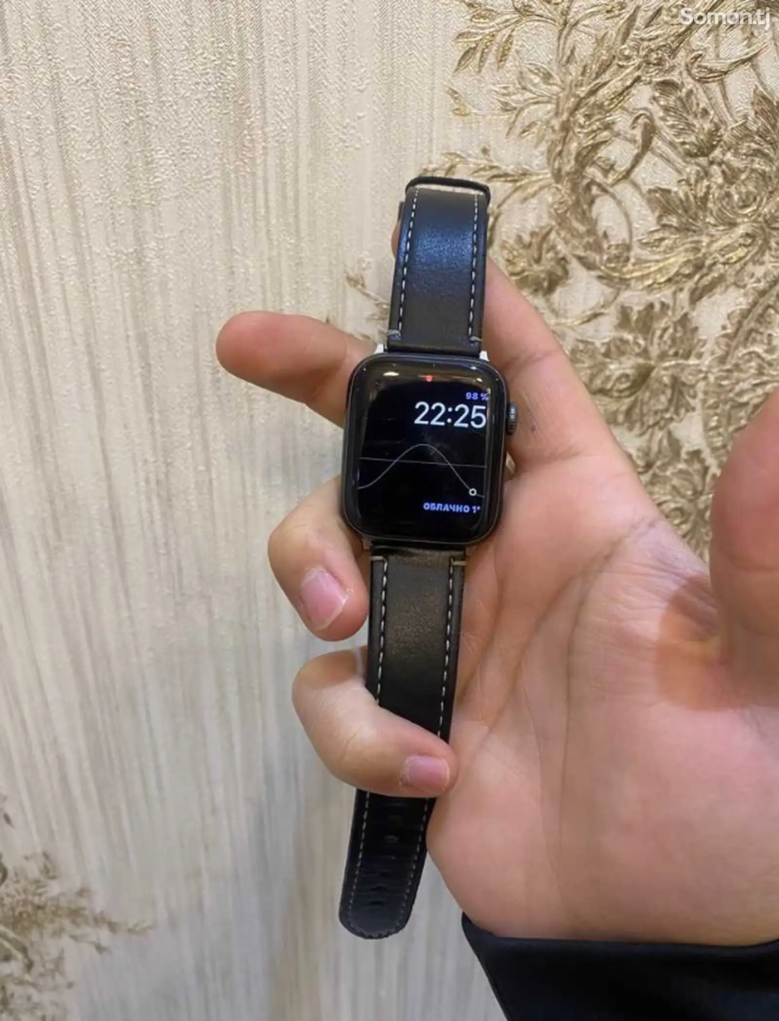 Смарт часы Apple Watch SE 44mm 32gb-1