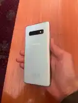 Samsung Galaxy S10+-2