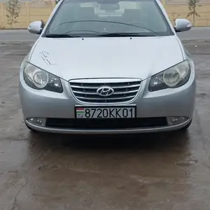 Hyundai Avante, 2010