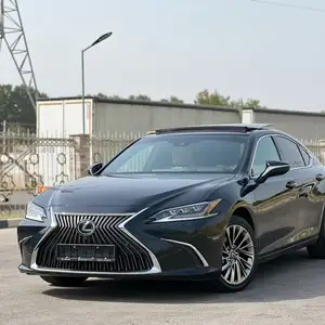 Lexus ES series, 2021