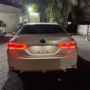 Toyota Camry, 2019