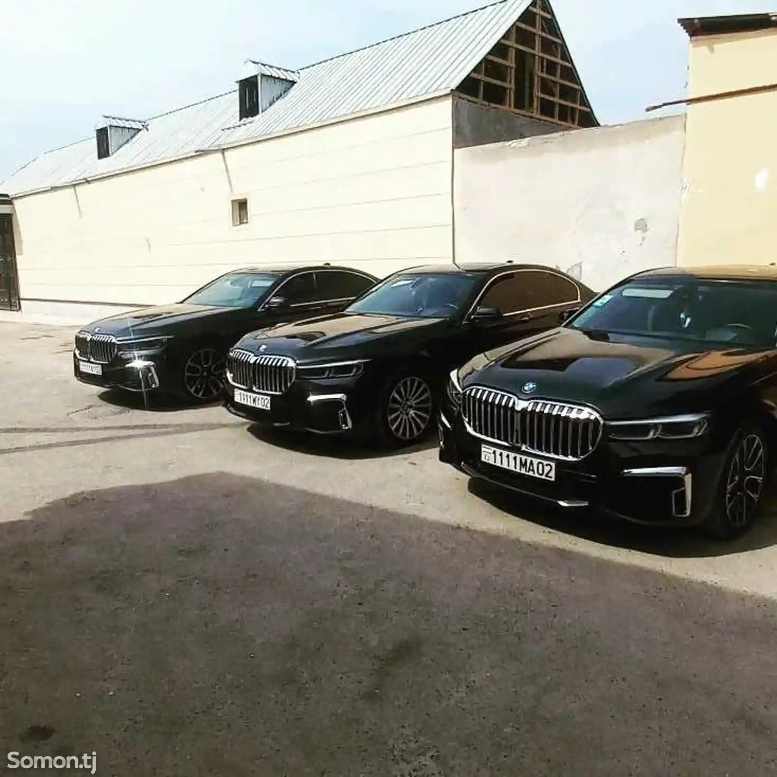 BMW и Mercedes-Benz G class в аренду с водителем-1