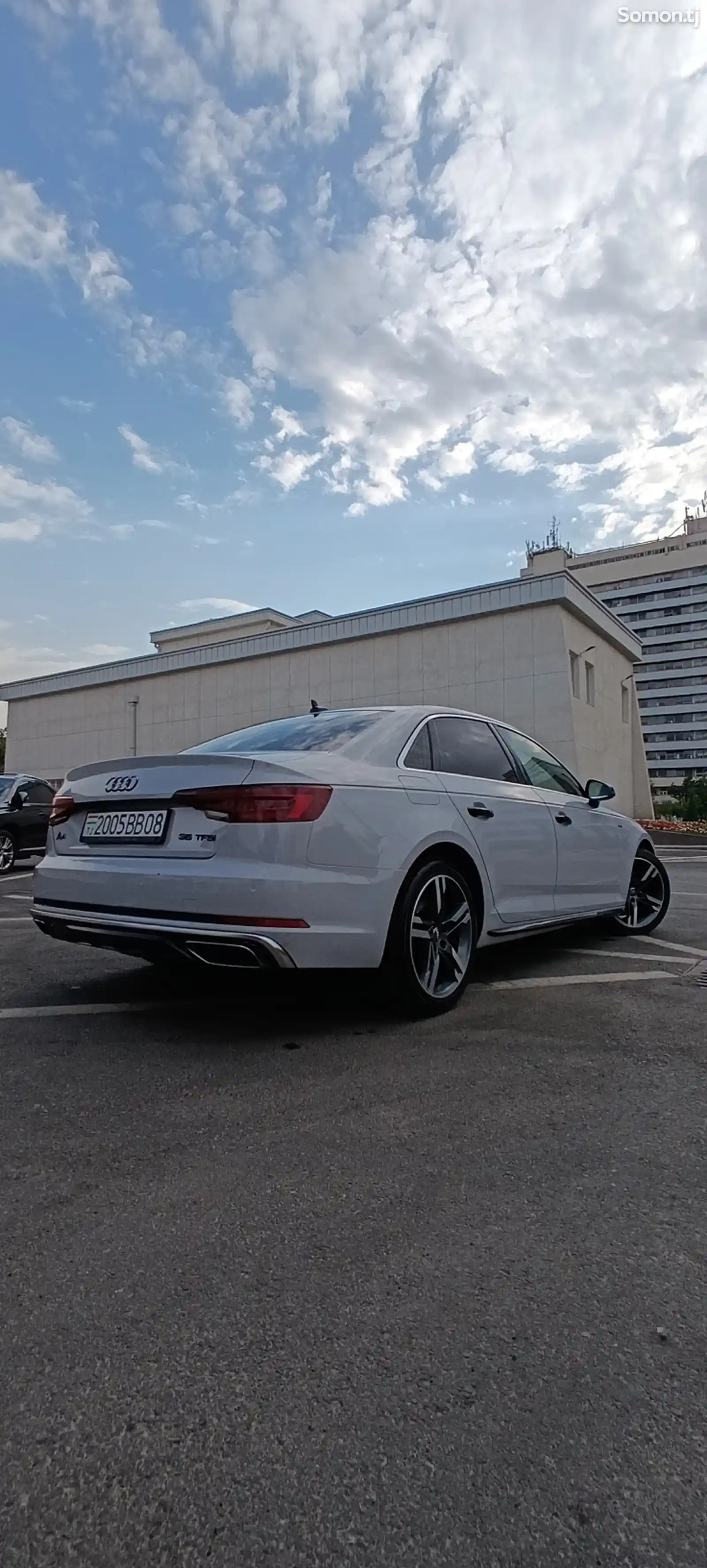 Audi A4, 2019-6