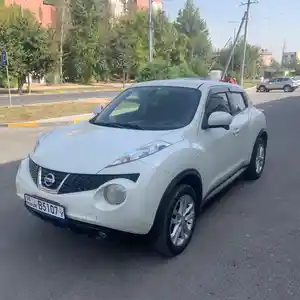 Nissan Juke, 2011