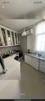 3-комн. квартира, 12 этаж, 70м², Садбарг-8