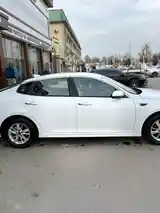 Kia K5, 2016-2