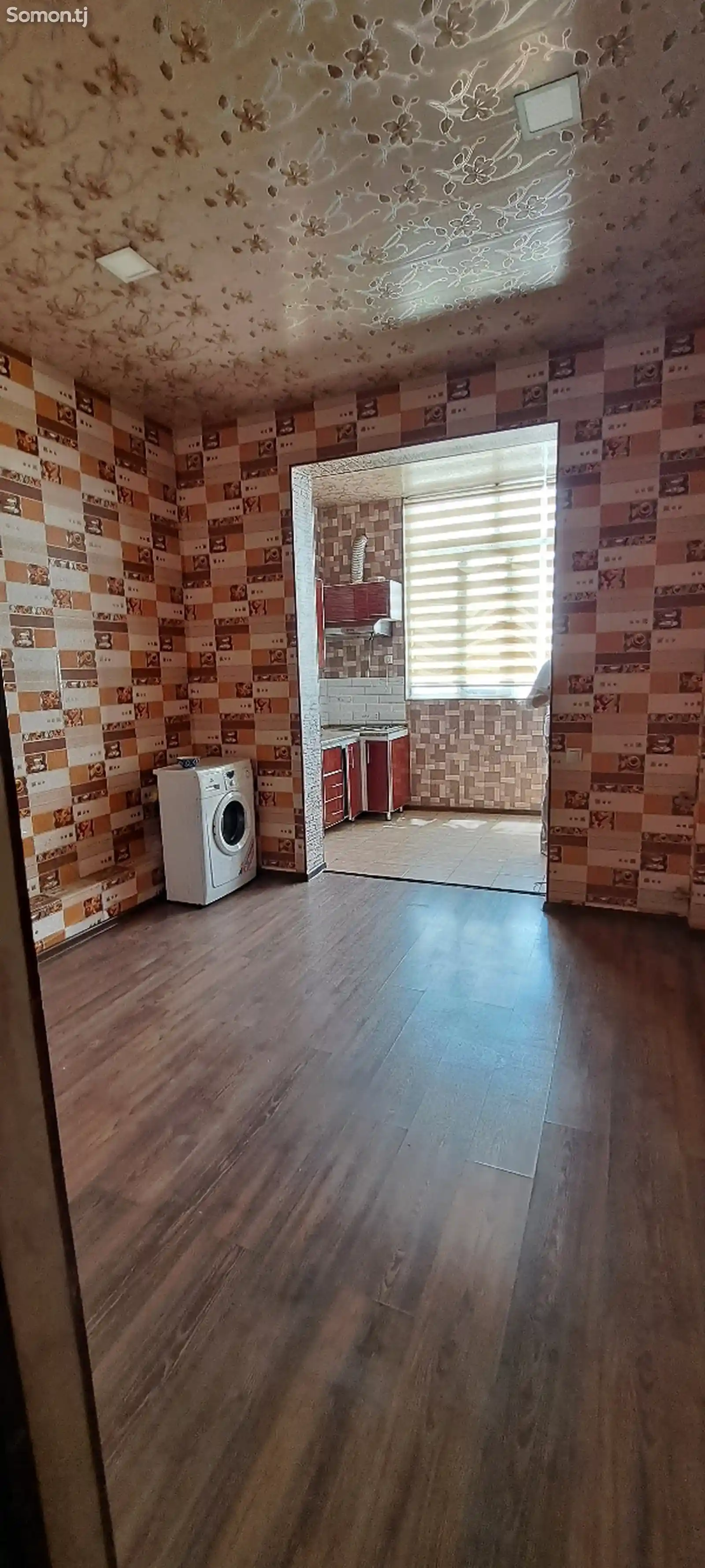 2-комн. квартира, 4 этаж, 75м², зарафшон-7