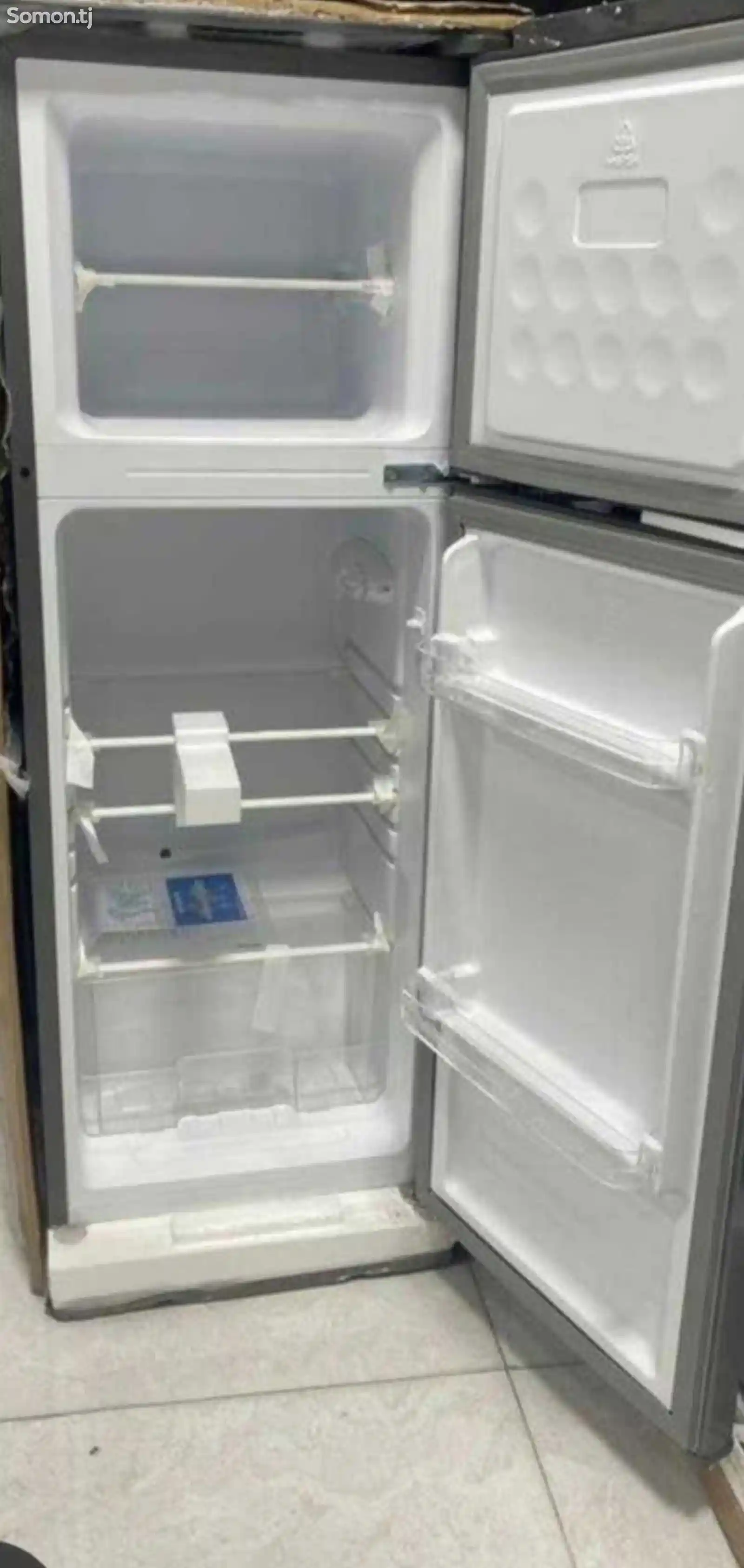 Холодильник Skayworht-1