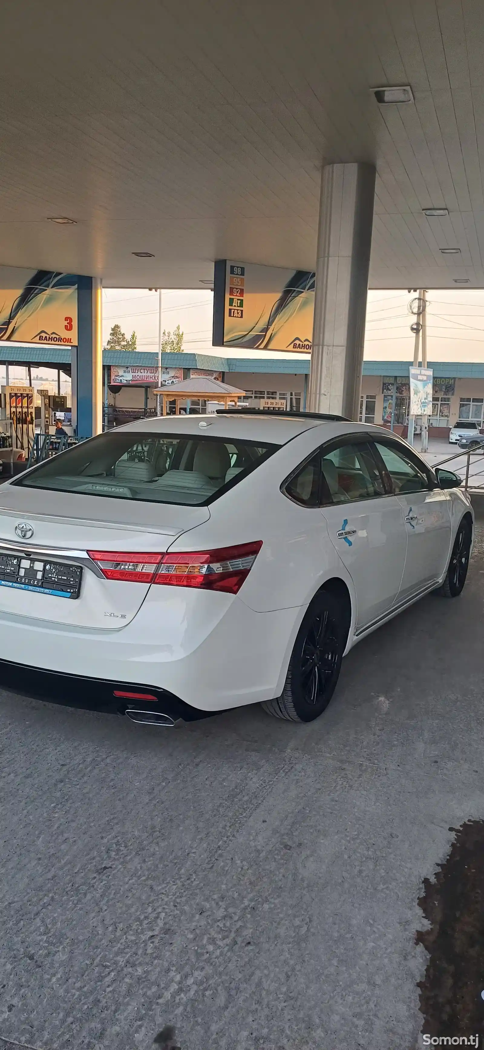 Toyota Avalon, 2016-9