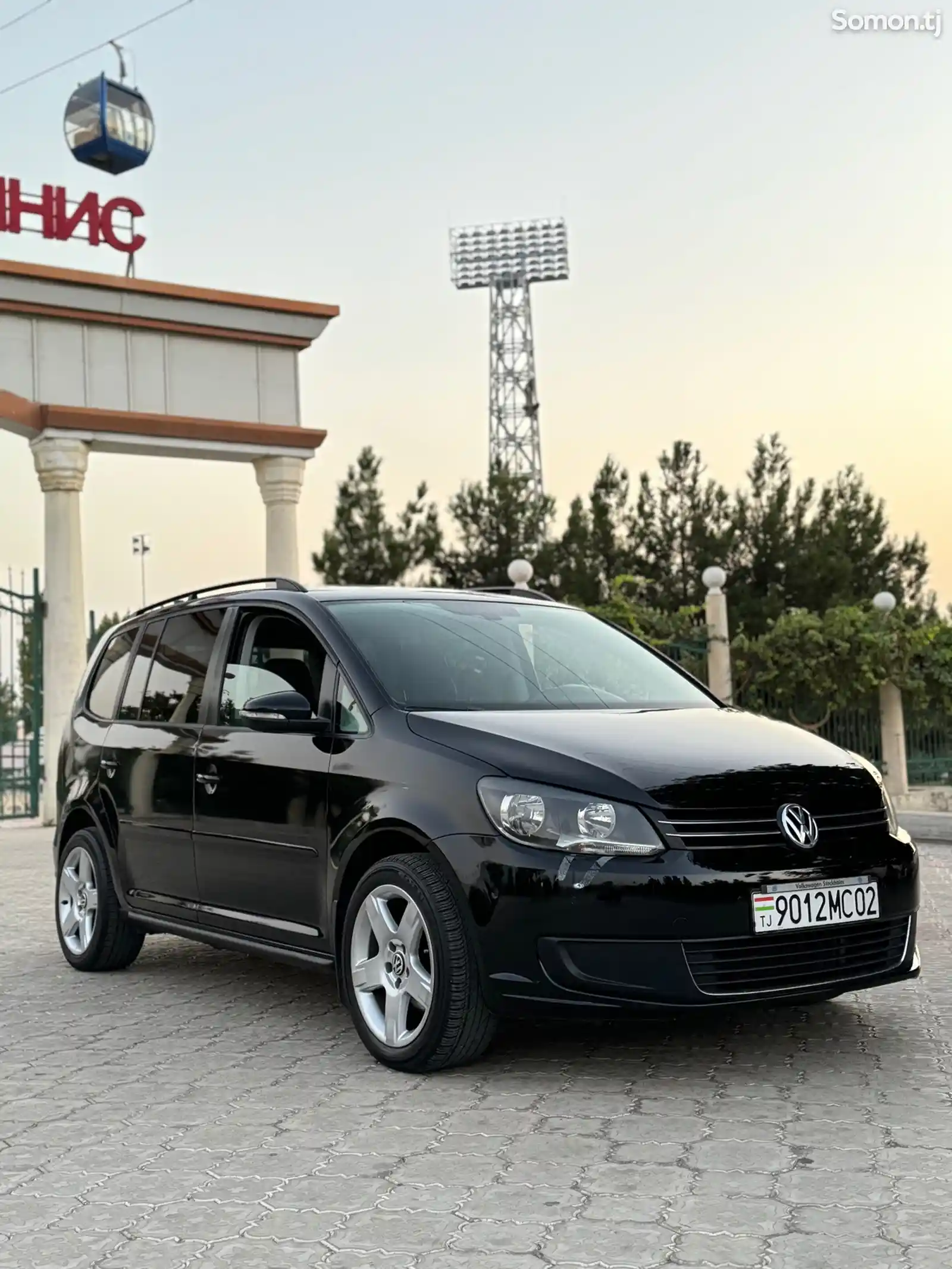 Volkswagen Touran, 2010-2