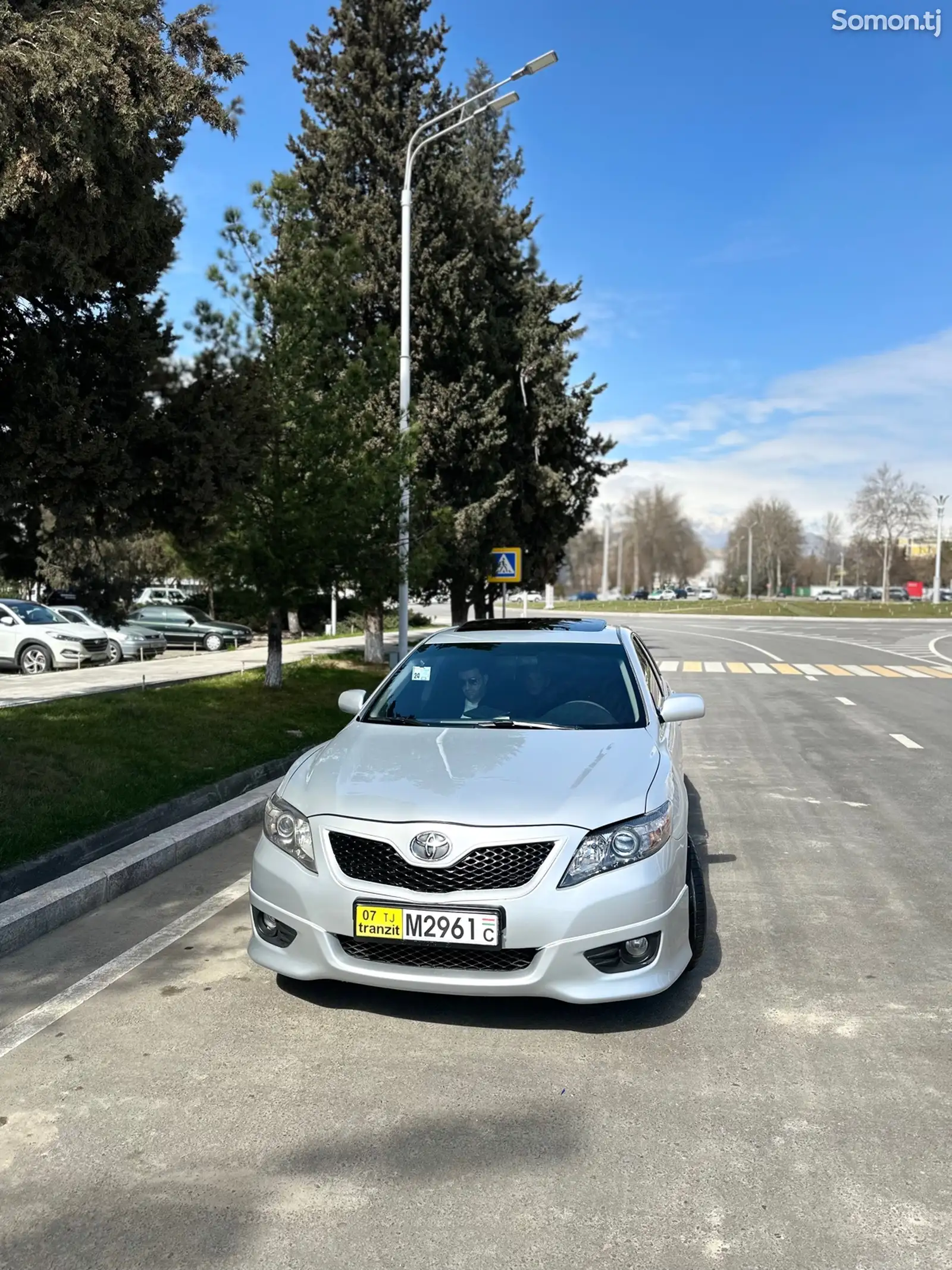 Toyota Camry, 2010-1