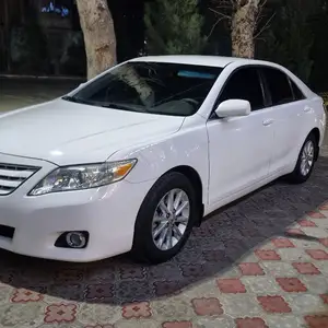 Toyota Camry, 2010