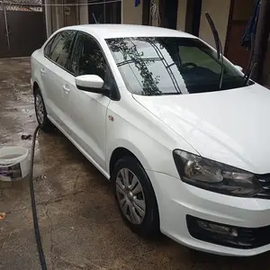 Volkswagen Polo, 2018