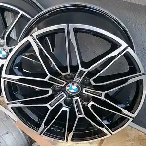 Диски и шины R18 на BMW