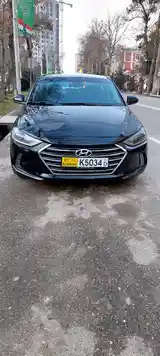 Hyundai Elantra, 2017-2