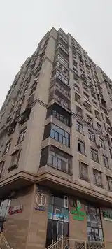 4-комн. квартира, 7 этаж, 117 м², 46мкр, Сохили-5