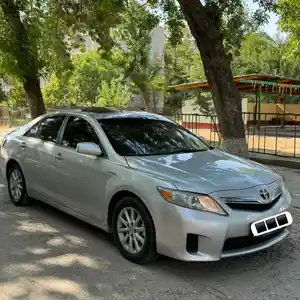 Toyota Camry, 2010