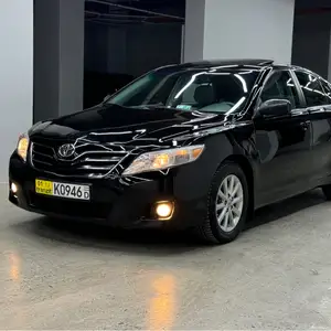 Toyota Camry, 2011