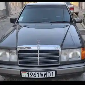 Mercedes-Benz W124, 1998