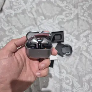 Беспроводные наушники Samsung Galaxy Buds3 Pro