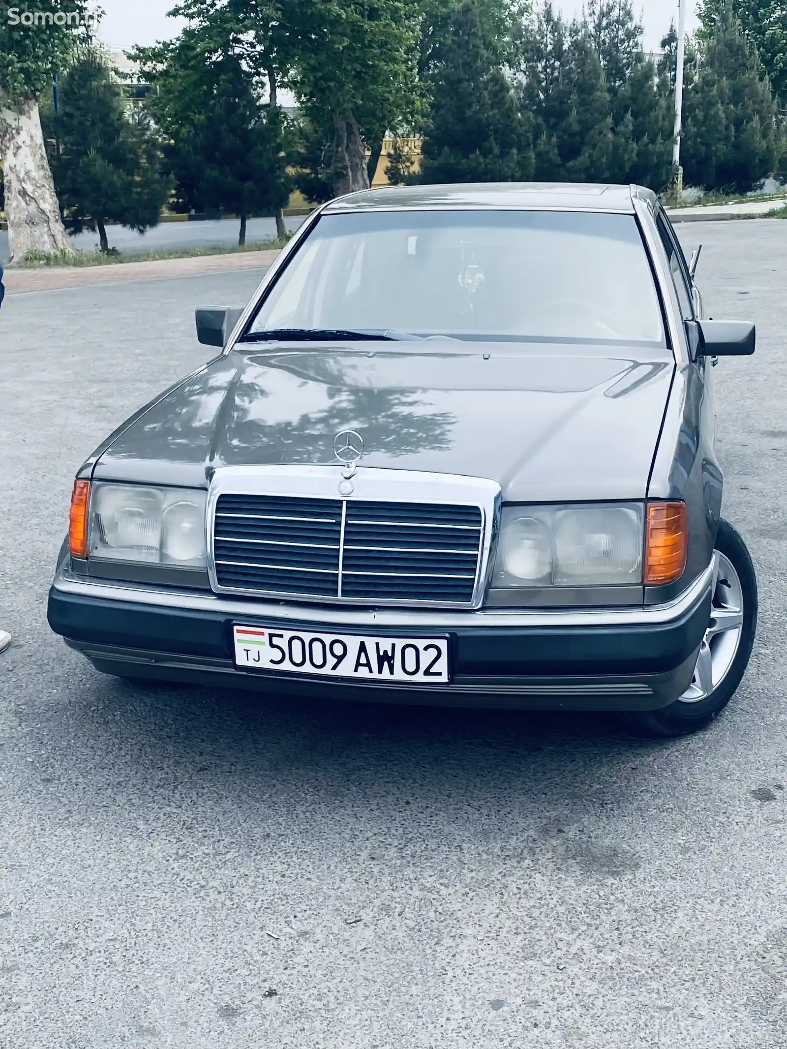 Mercedes-Benz W124, 1990-4