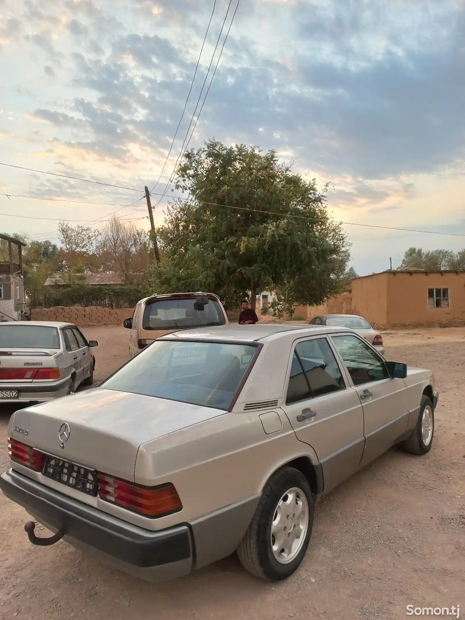 Mercedes-Benz W201, 1990-4