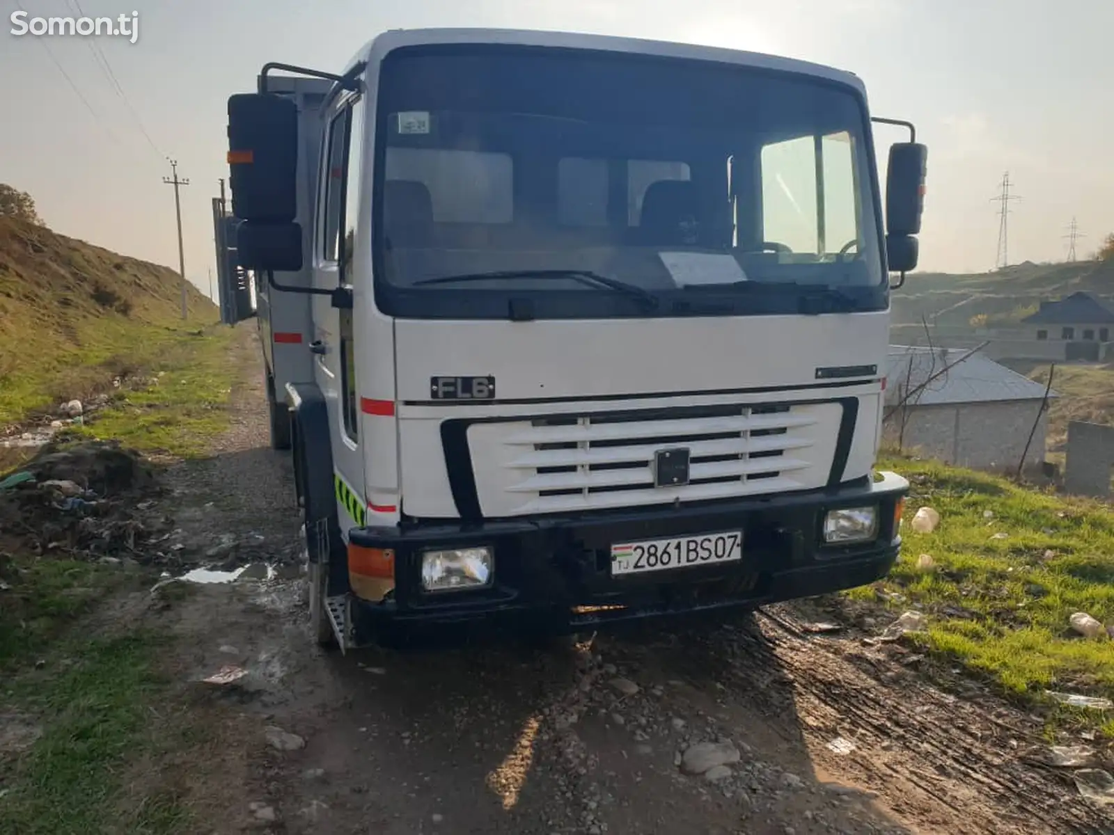 Бортовой грузовик Volvo FL6, 2014-1