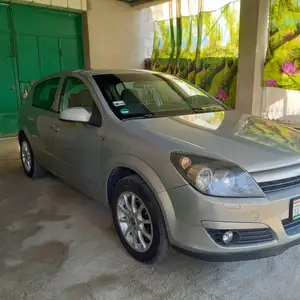 Opel Astra H, 2005