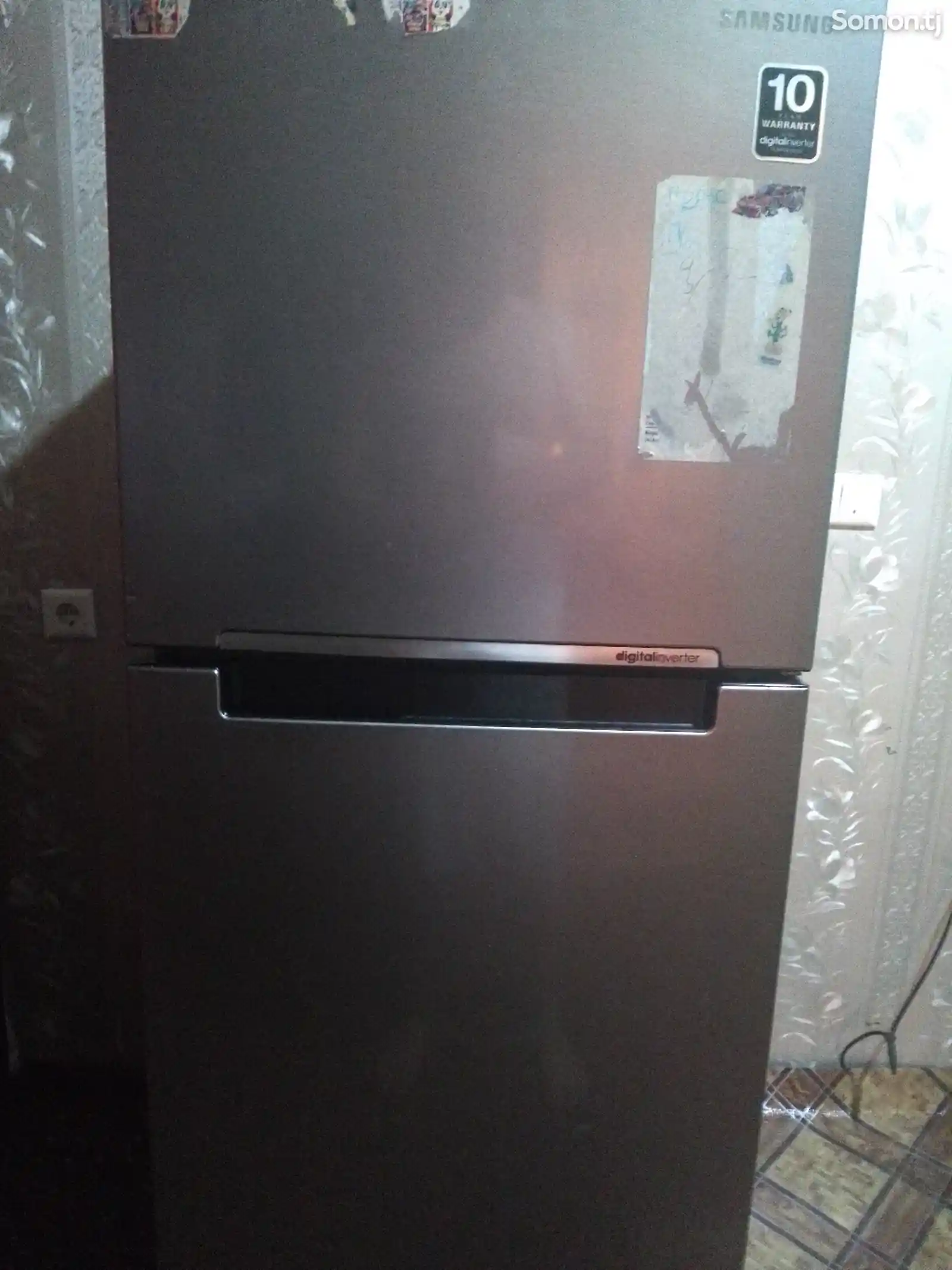 Холодильник двухкамерный Samsung-1