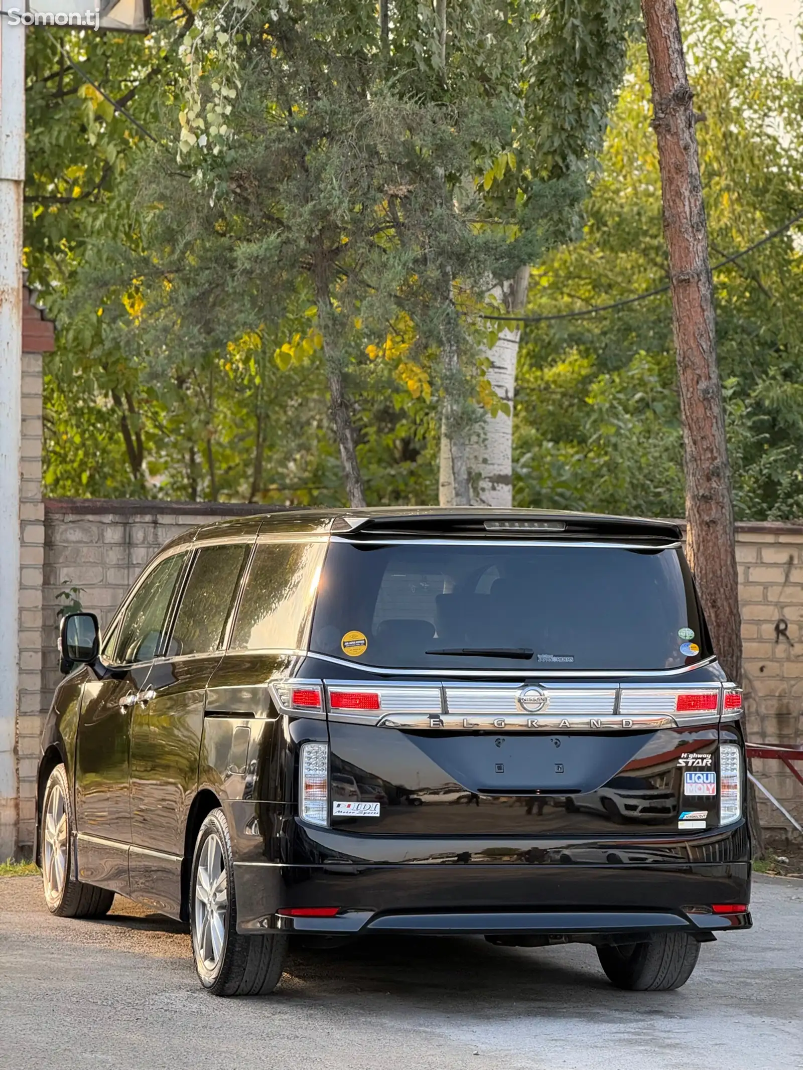 Nissan Elgrand, 2015-7