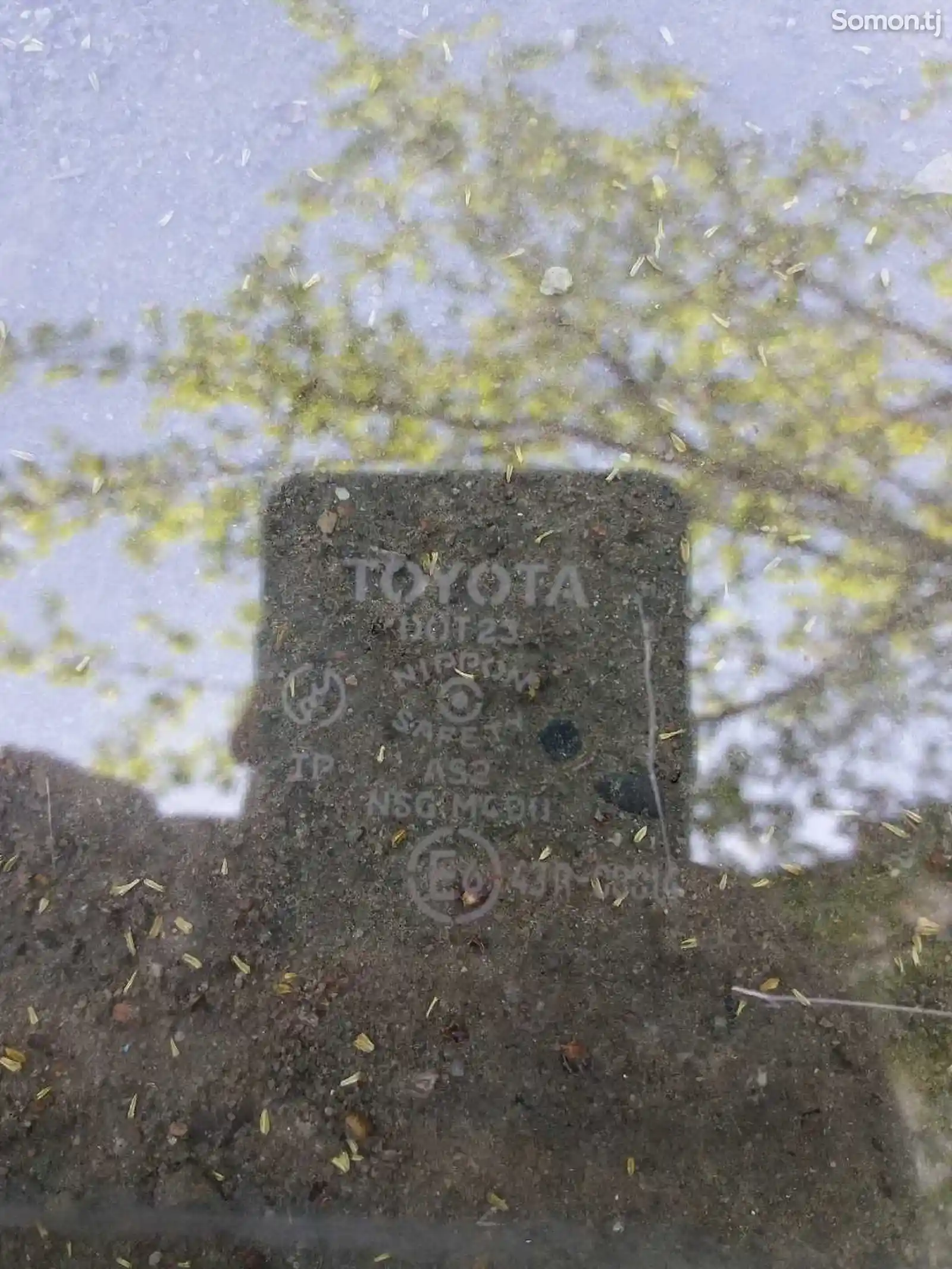 Стекло двери от Toyota-2