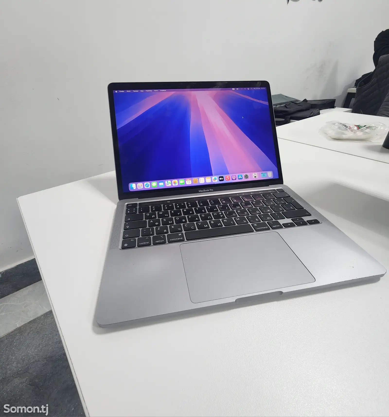 Ноутбук Macbook Pro 13 M1 16GB/256Gb-1