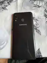 Samsung Galaxy A30-2