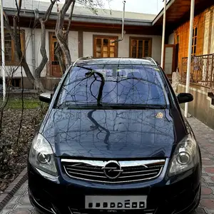 Opel Zafira, 2010