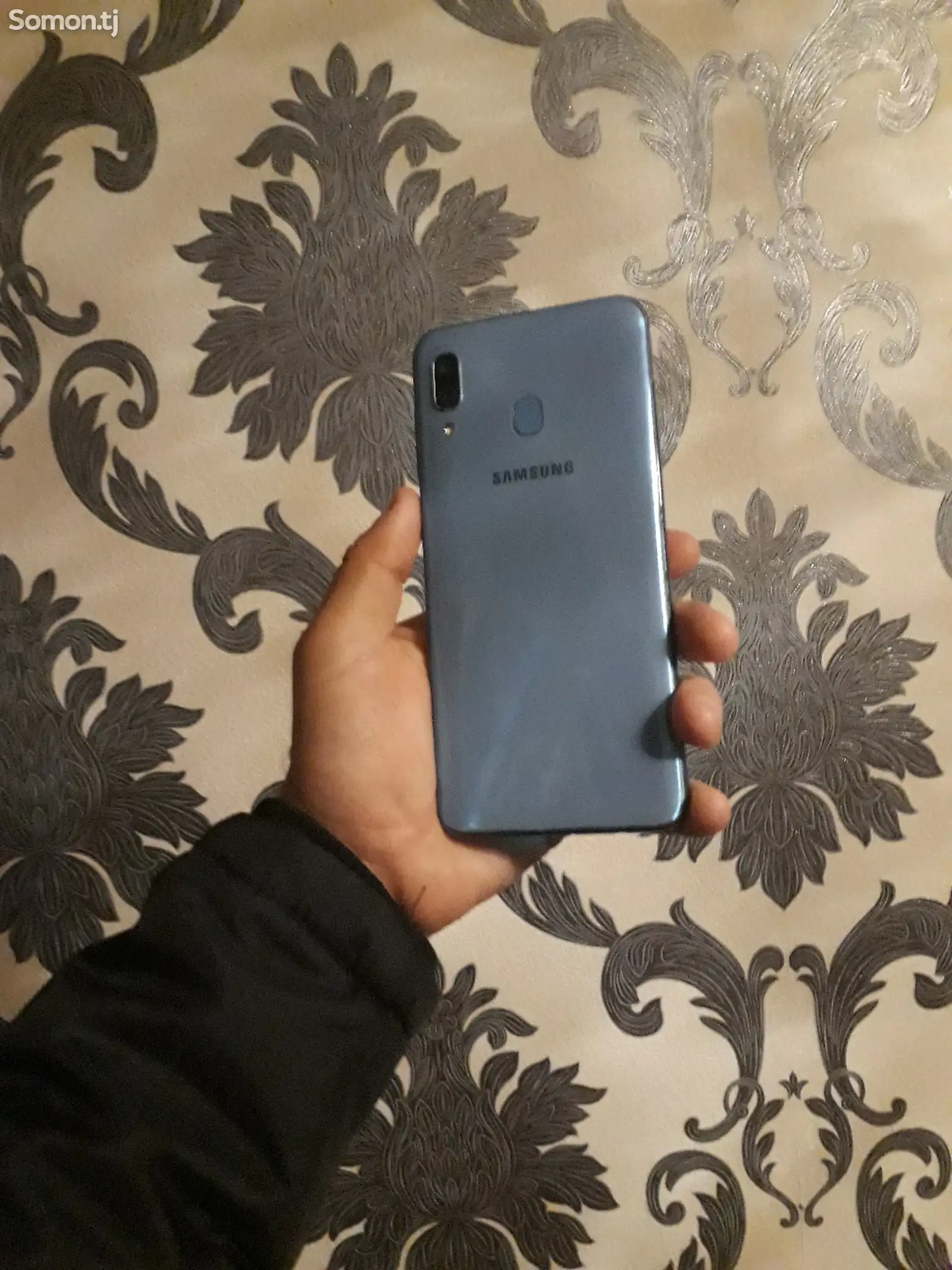 Samsung Galaxy A30-1