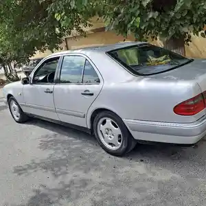 Mercedes-Benz E class, 1996