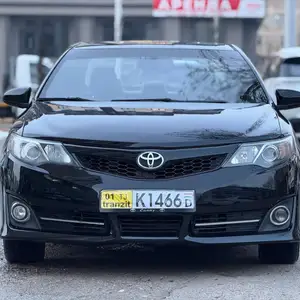 Toyota Camry, 2012