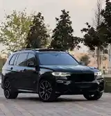 BMW X7, 2022-3