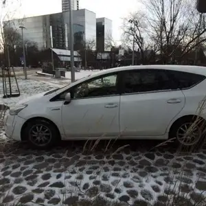 Toyota Prius, 2015